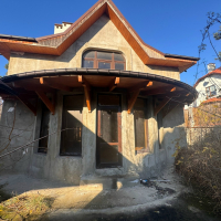 Продам дом, 180 м2