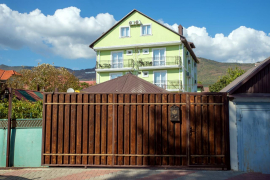 Продам гостиницу, 735 м2