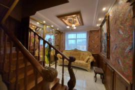 Продам квартиру 250 м2